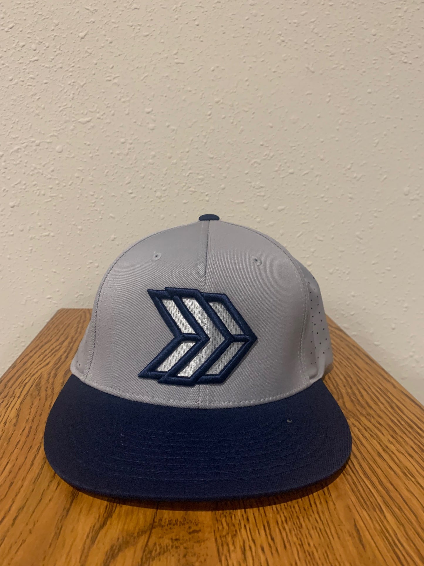 Grey/Navy